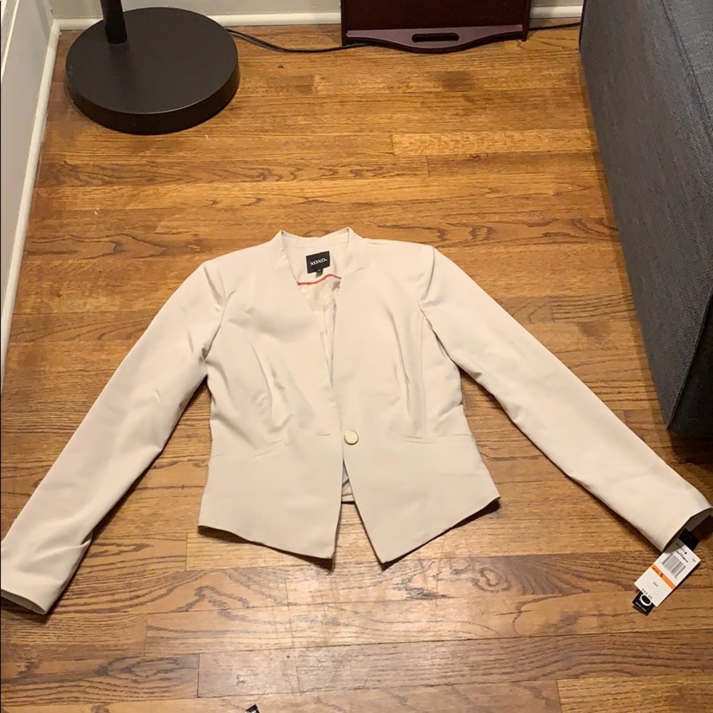 NWT XOXO Light Tan Blazer size small
